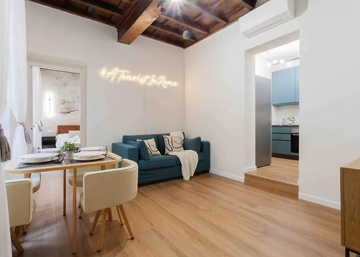Laurina House *
